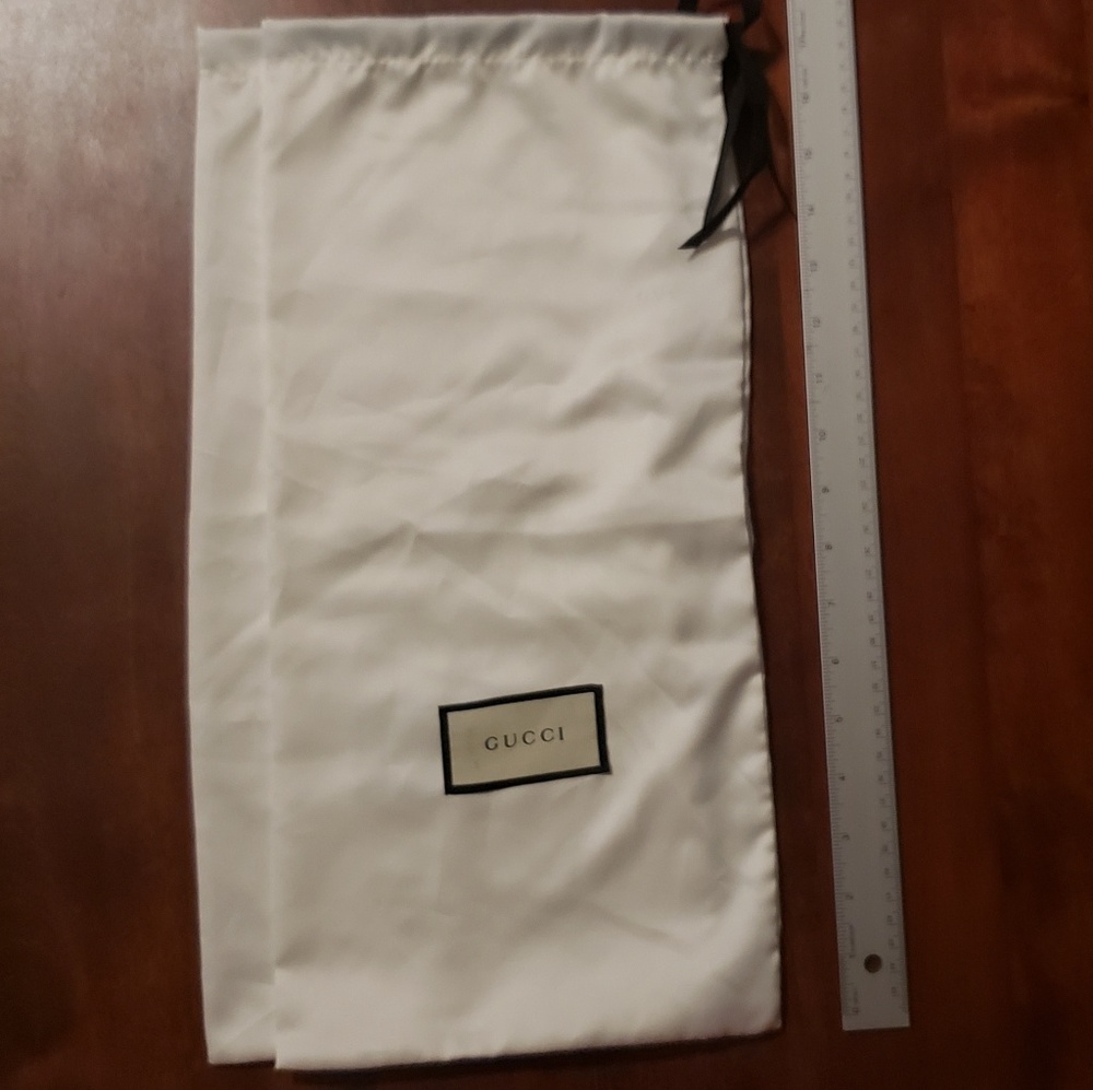 Gucci dust bag